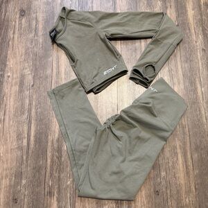 ECHT Activewear Set Leggings Green Long Sleeve Crop Top Stretch Scrunch Bootie S